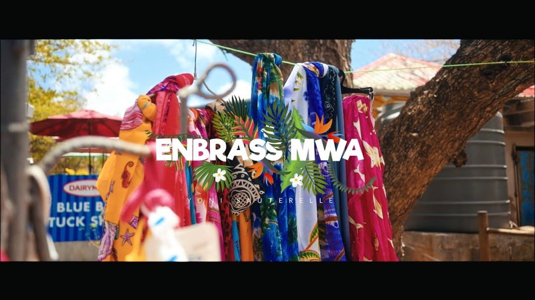 Yoni Sauterelle - Enbrass mwa (Clip officiel)
